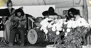 september 1976 - Dabbeljoesie werkte mee aan de chiromusical "We kunnen er iets aan doen".
