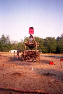 kampvuur in opbouw - Barvaux 1997